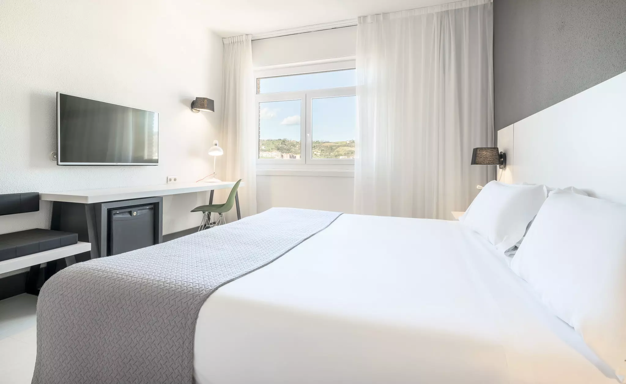 هتل ILUNION Bilbao Hotel بیلبائو
