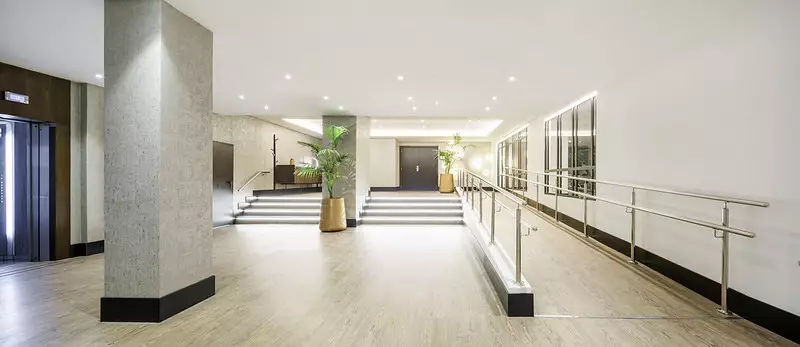 هتل ILUNION Bilbao Hotel بیلبائو