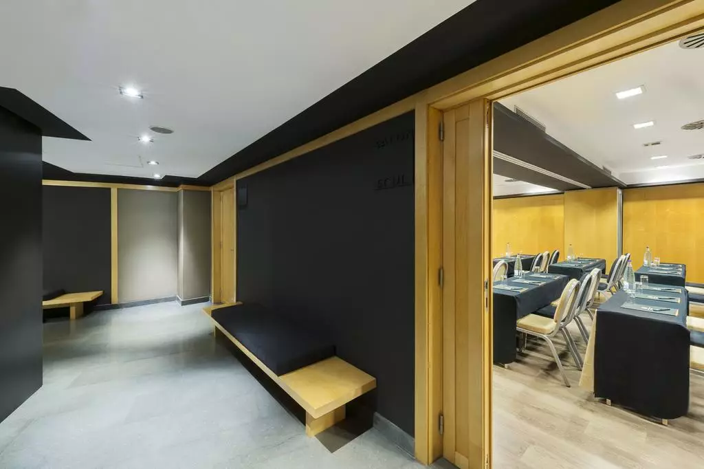 هتل Jazz Hotel بارسلونا