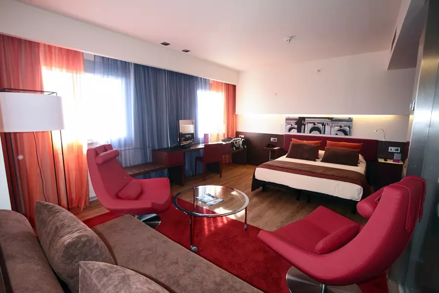 هتل Ayre Gran Hotel Colón مادرید