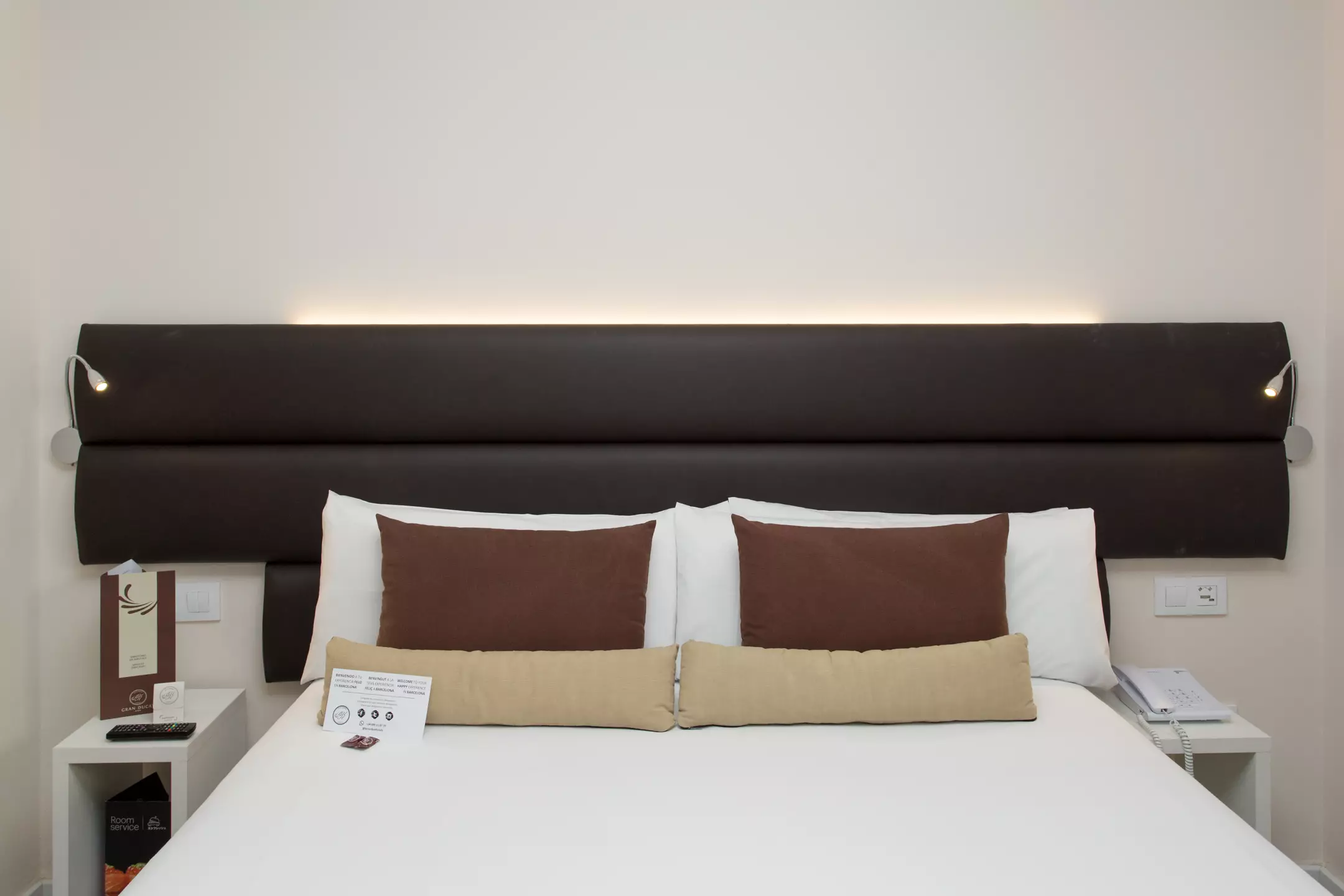 هتل Mothern by Pillow بارسلونا