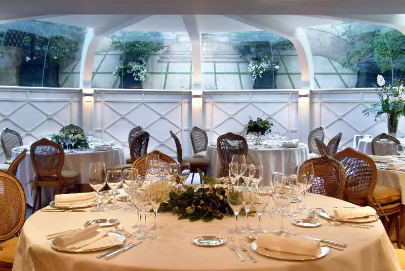 هتل Hotel Orfila مادرید