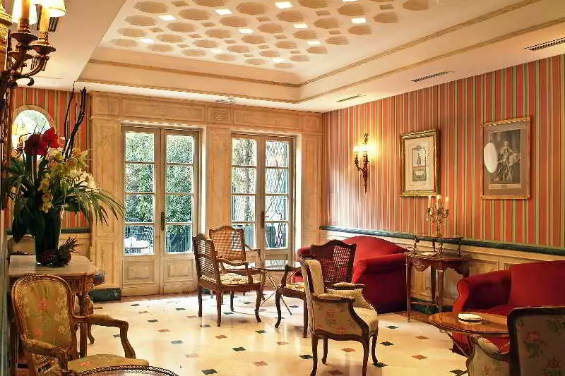 هتل Hotel Orfila مادرید