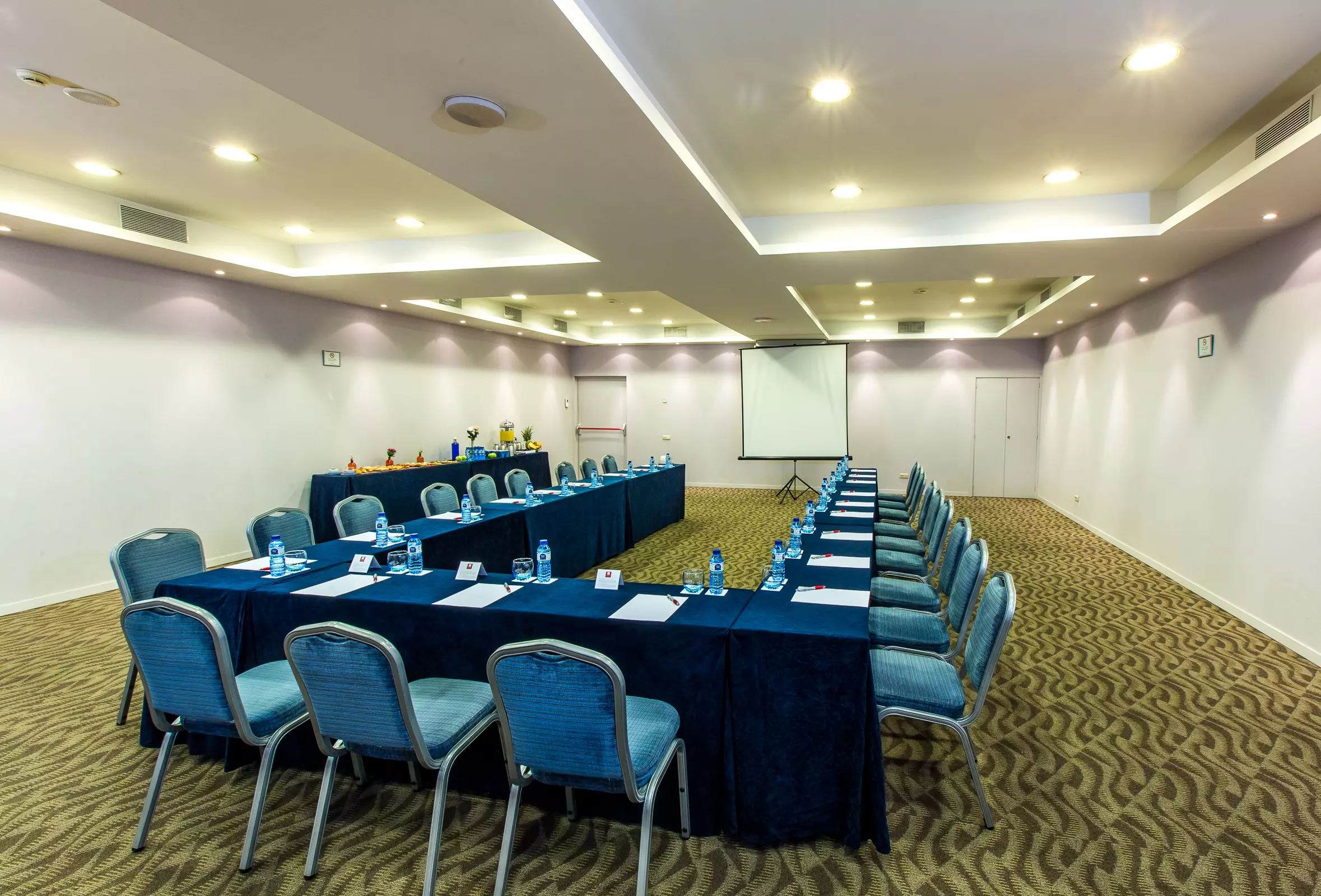 https://cdn.alibaba.ir/ostorage/hotel-accommodation-images/6a06c99361ec039ef75dc1c7_Barcelona-Leonardo-Hotel-Barcelona-Gran-Via-4.webp