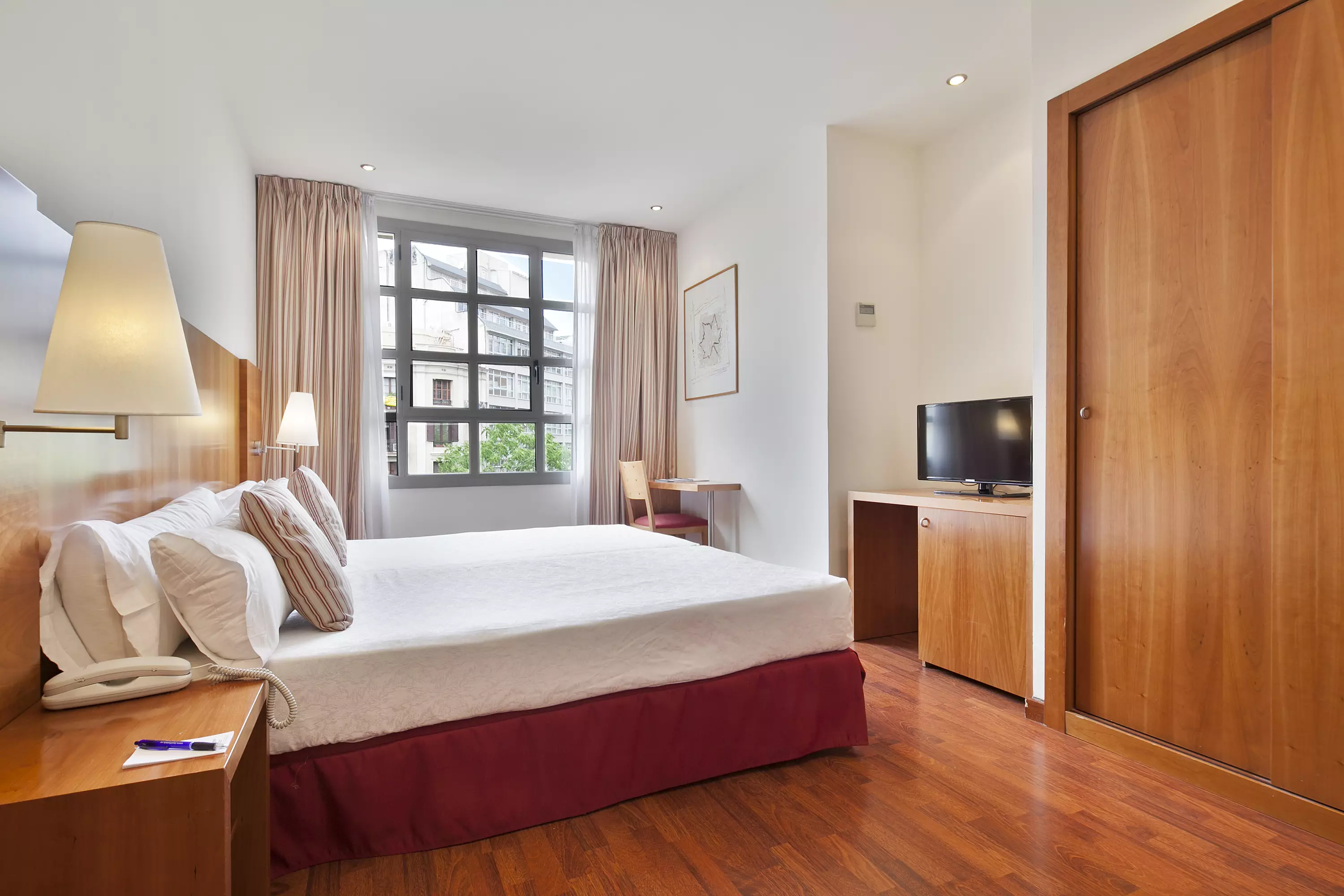 هتل Hotel Aranea بارسلونا