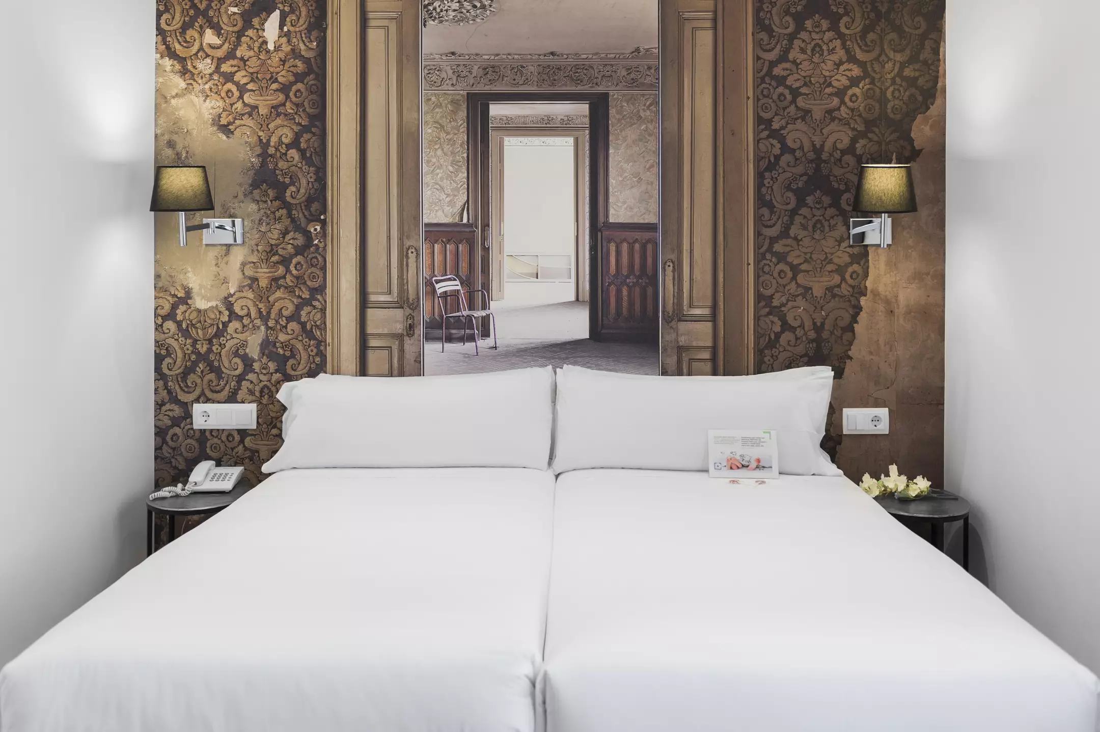 Alibaba https://cdn.alibaba.ir/ostorage/hotel-accommodation-images/6a06e7d361ec039ef75dd87d_Barcelona-Mes-n-Castilla-Atiram-Hotel-1.webp