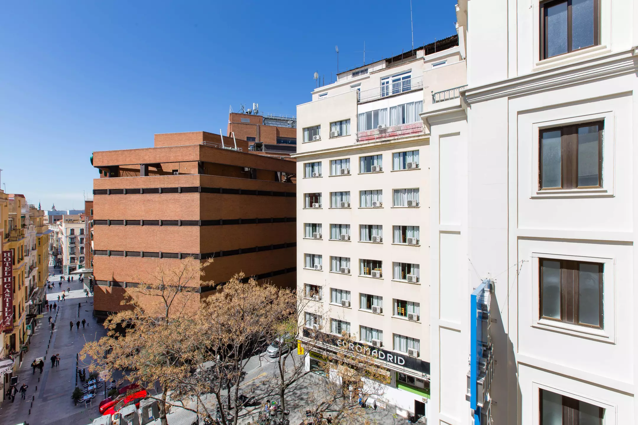 Alibaba https://cdn.alibaba.ir/ostorage/hotel-accommodation-images/6a06f49861ec039ef75de1fd_Madrid-Hotel-Negresco-Gran-Via-0.webp