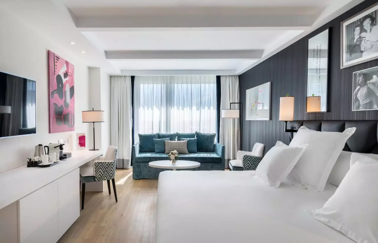 https://cdn.alibaba.ir/ostorage/hotel-accommodation-images/6a070a2a61ec039ef75df261_Madrid-Barcel-Imagine-3.webp