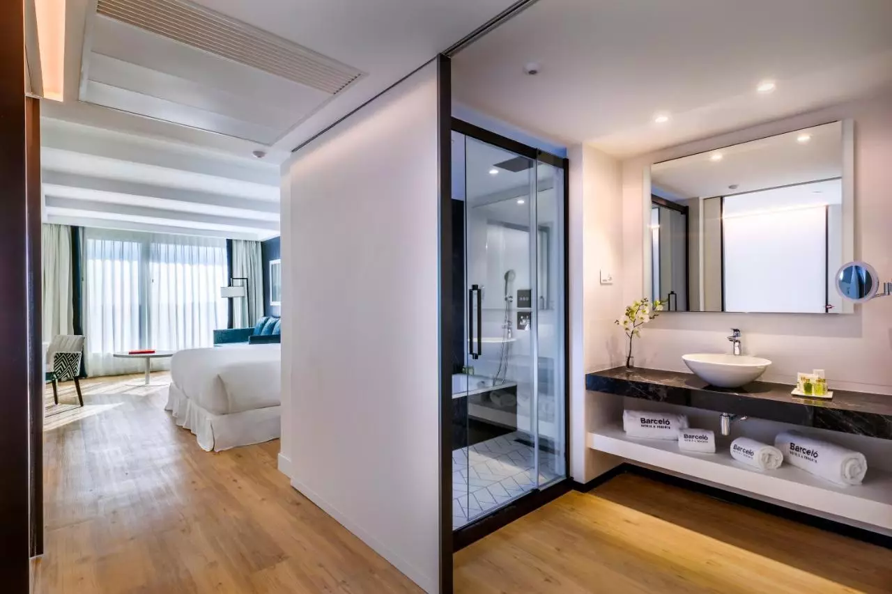 https://cdn.alibaba.ir/ostorage/hotel-accommodation-images/6a070a2a61ec039ef75df262_Madrid-Barcel-Imagine-4.webp