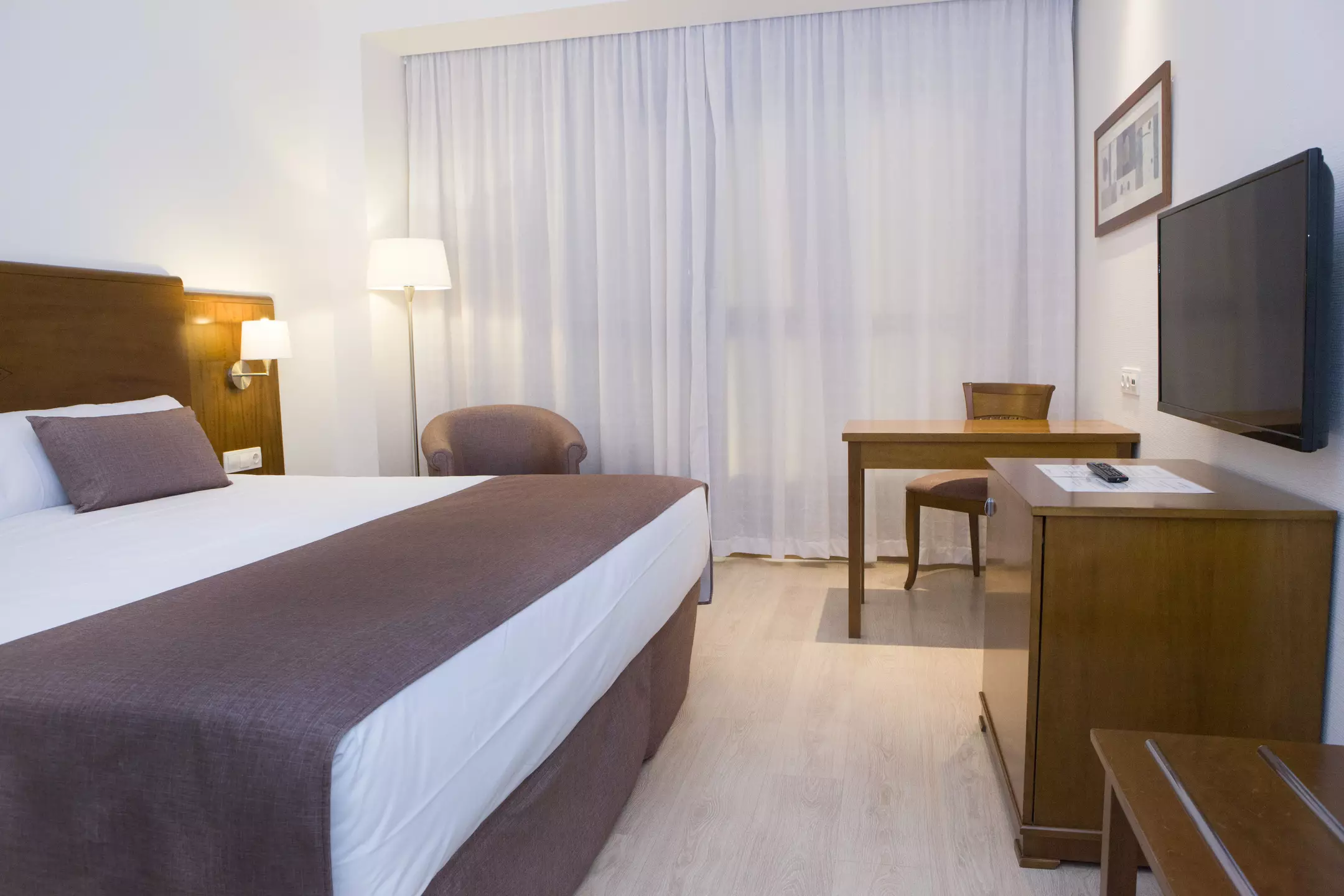Alibaba https://cdn.alibaba.ir/ostorage/hotel-accommodation-images/6a07267361ec039ef75e06d9_Alfafar-Hotel-Albufera-1.webp
