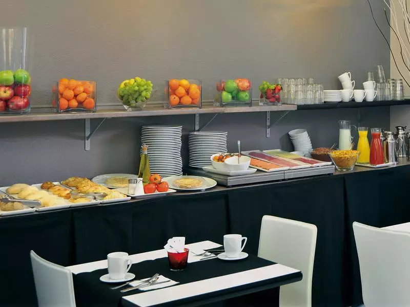 Alibaba https://cdn.alibaba.ir/ostorage/hotel-accommodation-images/6a072f2c61ec039ef75e0d88_Madrid-Sercotel-Esentia-Togumar-1.webp