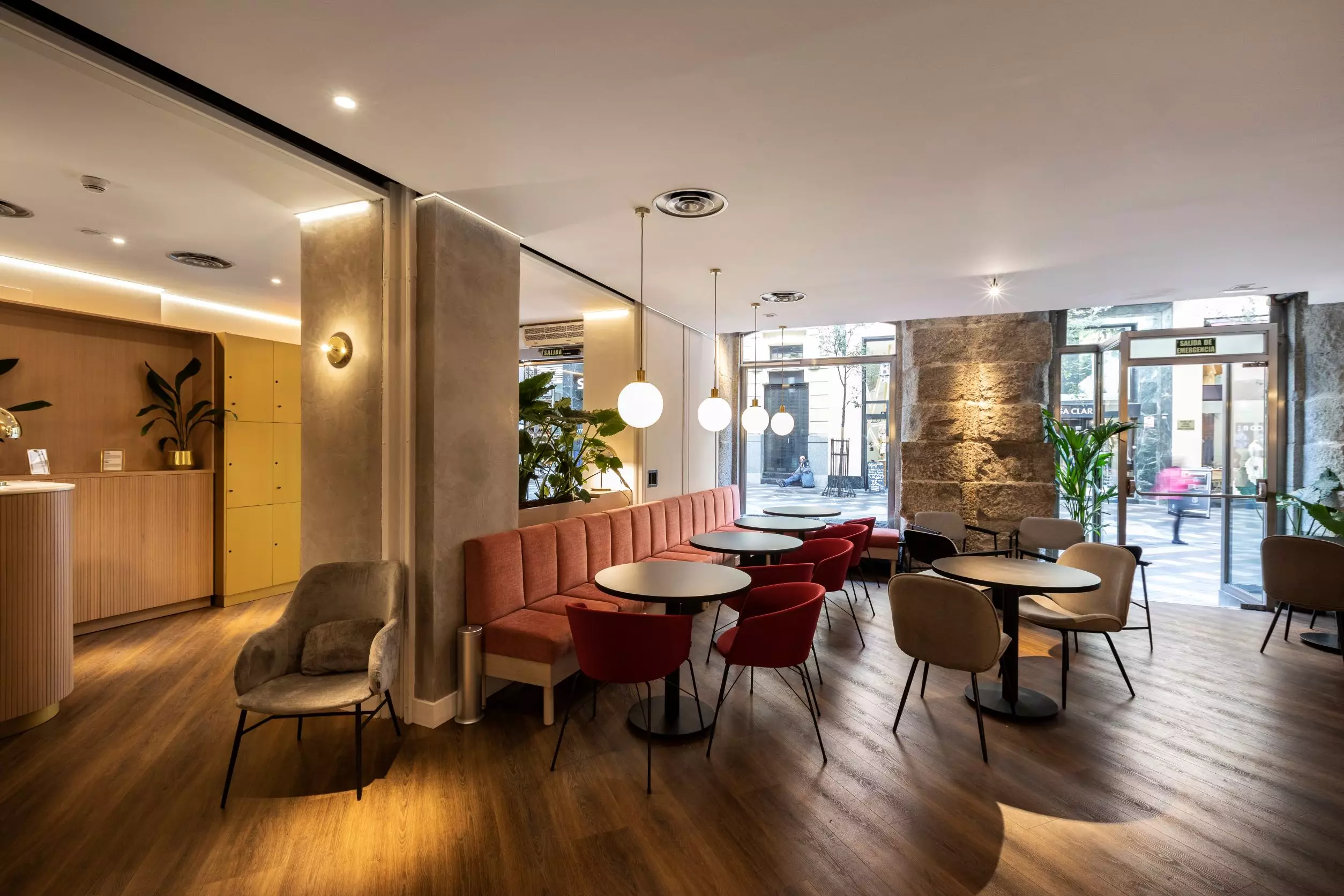 Alibaba https://cdn.alibaba.ir/ostorage/hotel-accommodation-images/6a075a8261ec039ef75e2ddd_Madrid-Petit-Palace-Puerta-del-Sol-1.webp