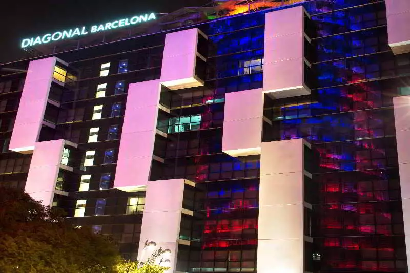 هتل The Hoxton, Poblenou بارسلونا
