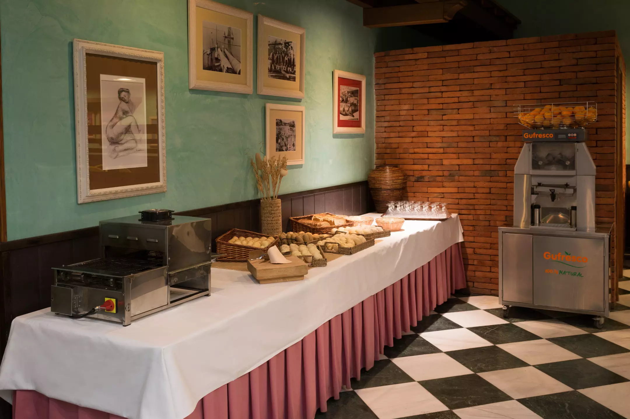 Alibaba https://cdn.alibaba.ir/ostorage/hotel-accommodation-images/6a07627361ec039ef75e3349_Barcelona-Hotel-ILUNION-Les-Corts-1.webp