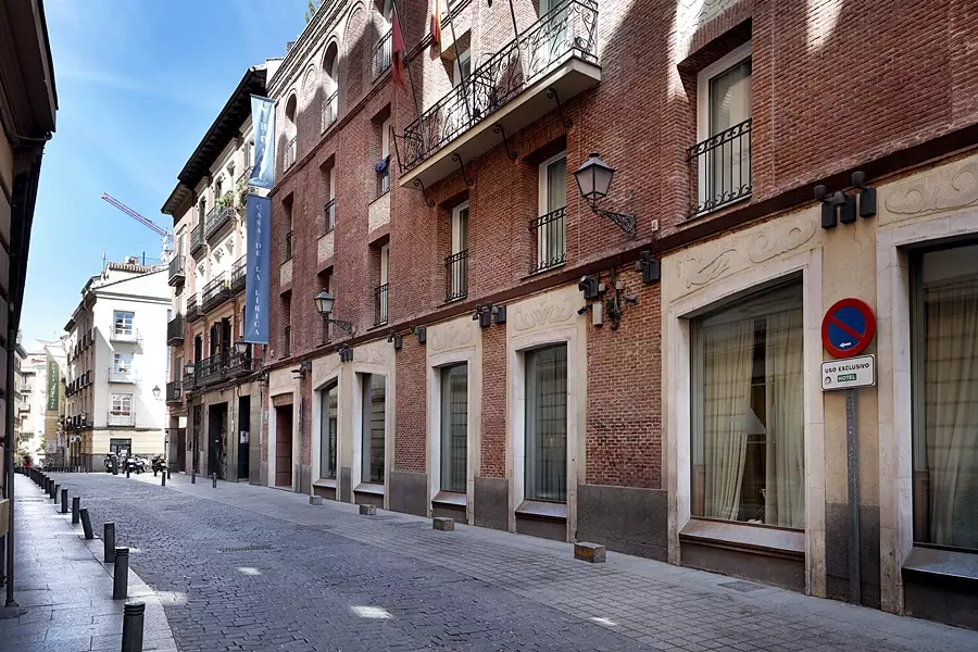 هتل Eurostars Casa de la Lírica مادرید