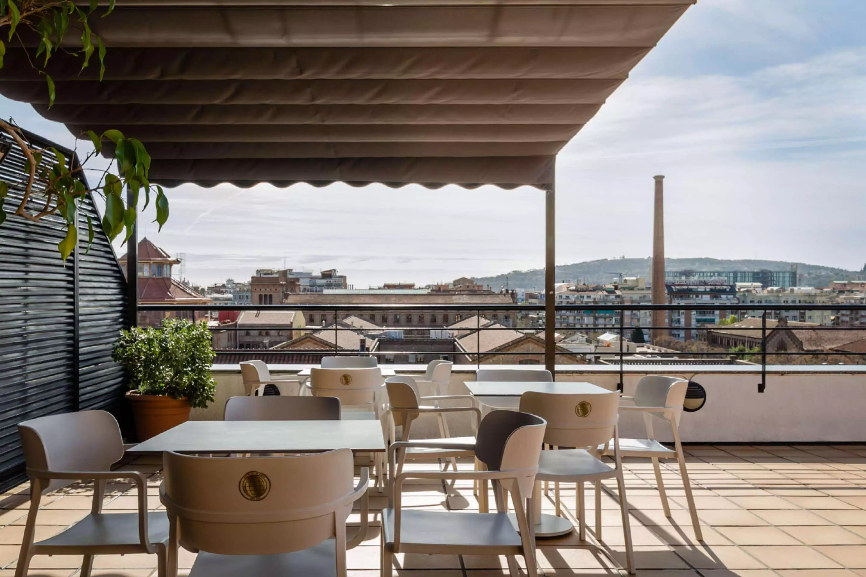 Alibaba https://cdn.alibaba.ir/ostorage/hotel-accommodation-images/6a07a20b61ec039ef75e6274_Barcelona-Sunotel-Aston-1.webp