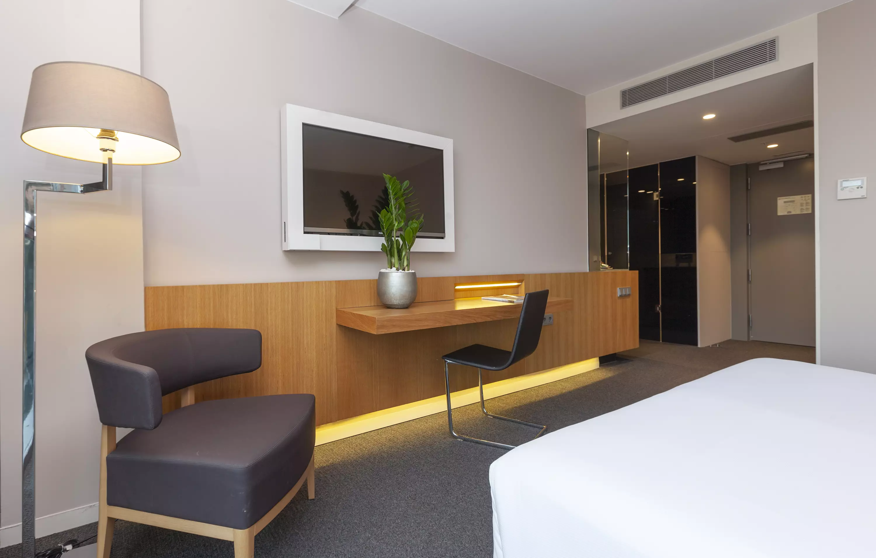 Alibaba https://cdn.alibaba.ir/ostorage/hotel-accommodation-images/6a07c5dc61ec039ef75e7e77_Barcelona-Royal-Passeig-de-Gracia-1.webp