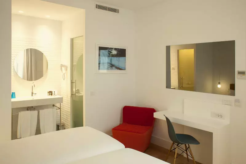 Alibaba https://cdn.alibaba.ir/ostorage/hotel-accommodation-images/6a07c81861ec039ef75e8003_Madrid-One-Shot-Prado-23-1.webp
