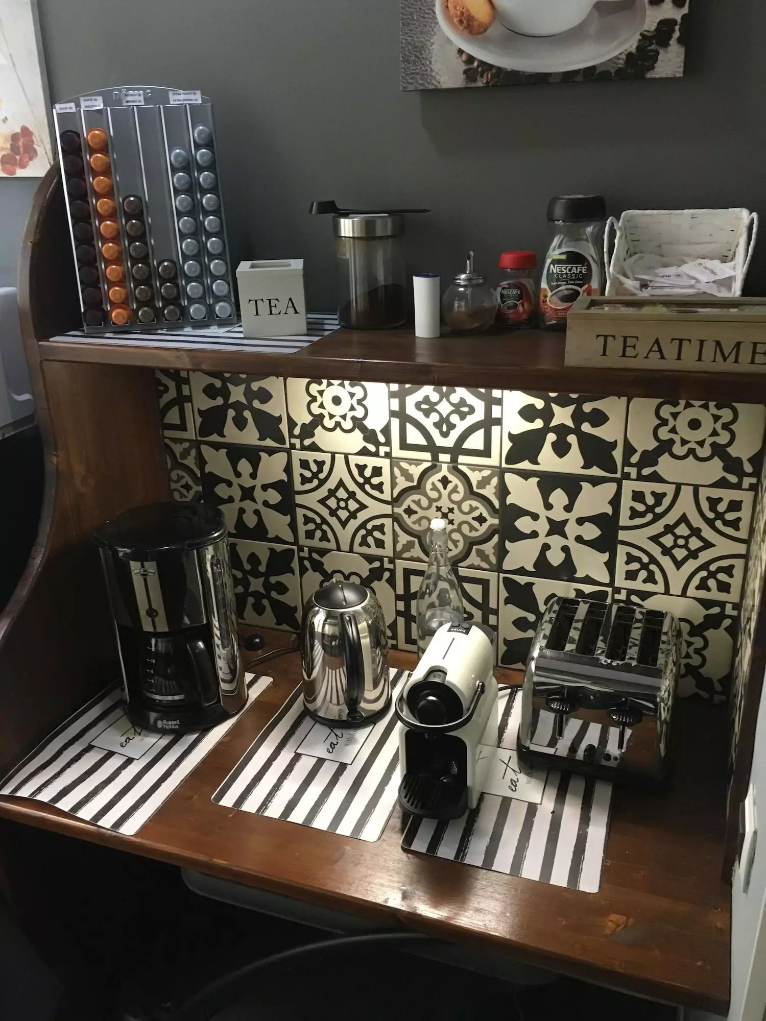 هتل Khronos Hostal Boutique بارسلونا