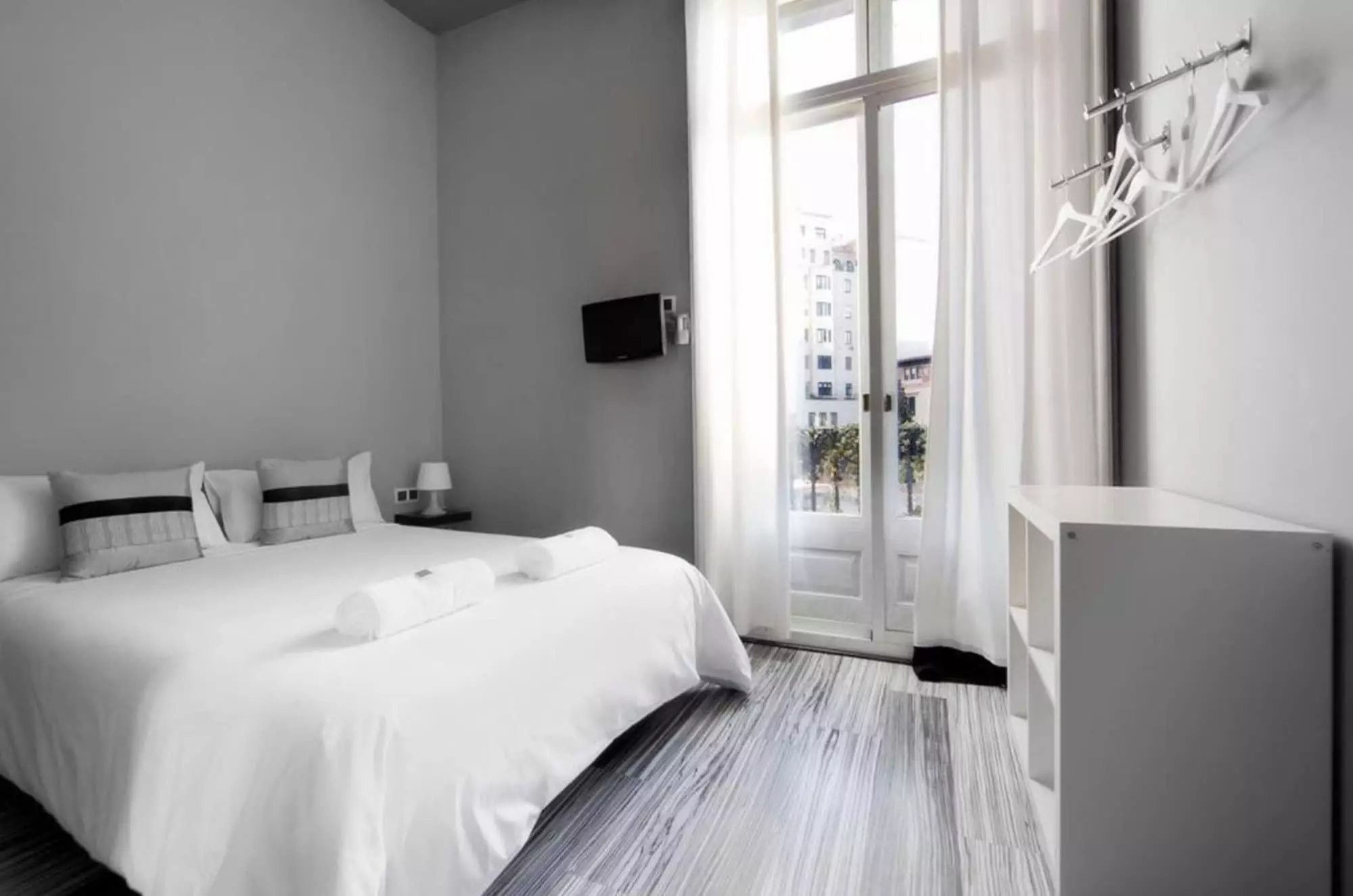 هتل Khronos Hostal Boutique بارسلونا