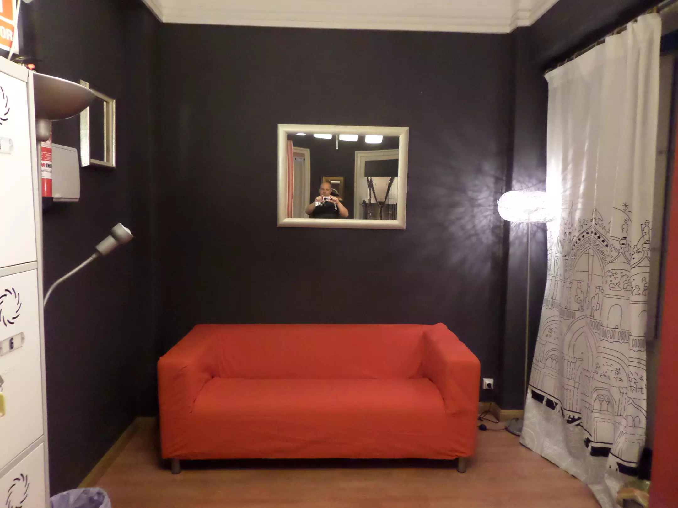 هتل Russafa Youth Hostel والنسیا