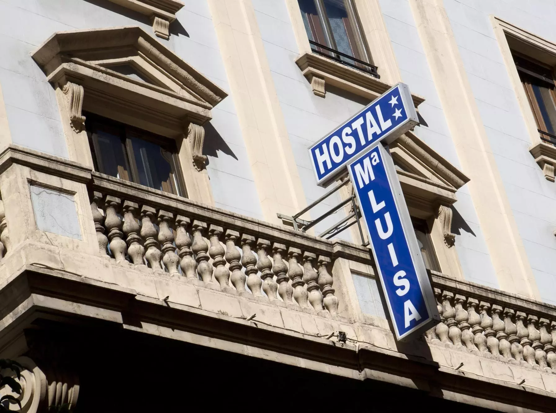 Alibaba https://cdn.alibaba.ir/ostorage/hotel-accommodation-images/6a07fe7a61ec039ef75eac88_Madrid-Maria-Luisa-1.webp