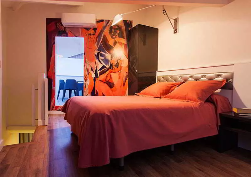 Alibaba https://cdn.alibaba.ir/ostorage/hotel-accommodation-images/6a0811f461ec039ef75ebc57_Malaga-Apartamentos-Picasso-Suites-M-laga-1.webp