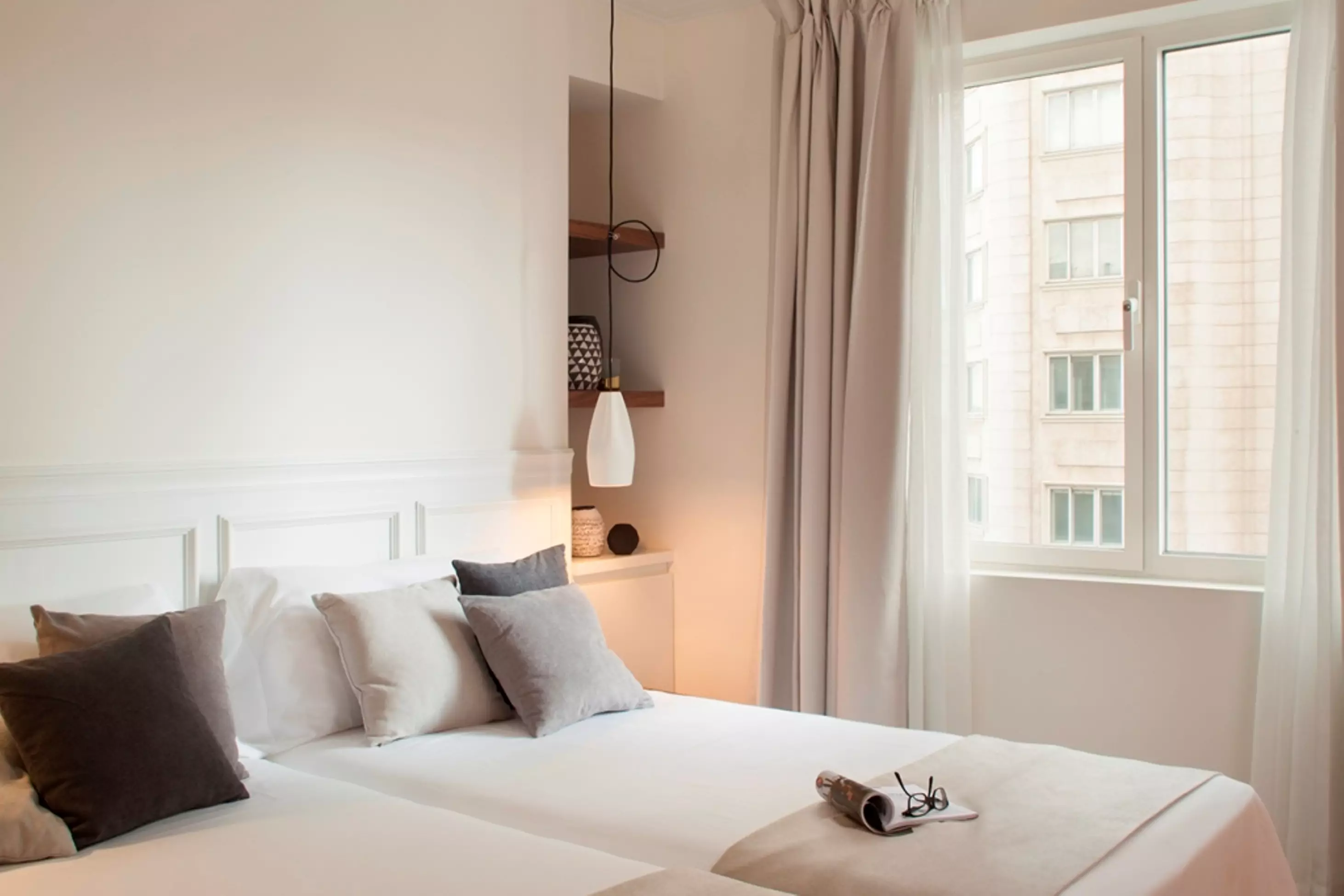 Alibaba https://cdn.alibaba.ir/ostorage/hotel-accommodation-images/6a0813a161ec039ef75ebd97_Madrid-Dear-Hotel-1.webp