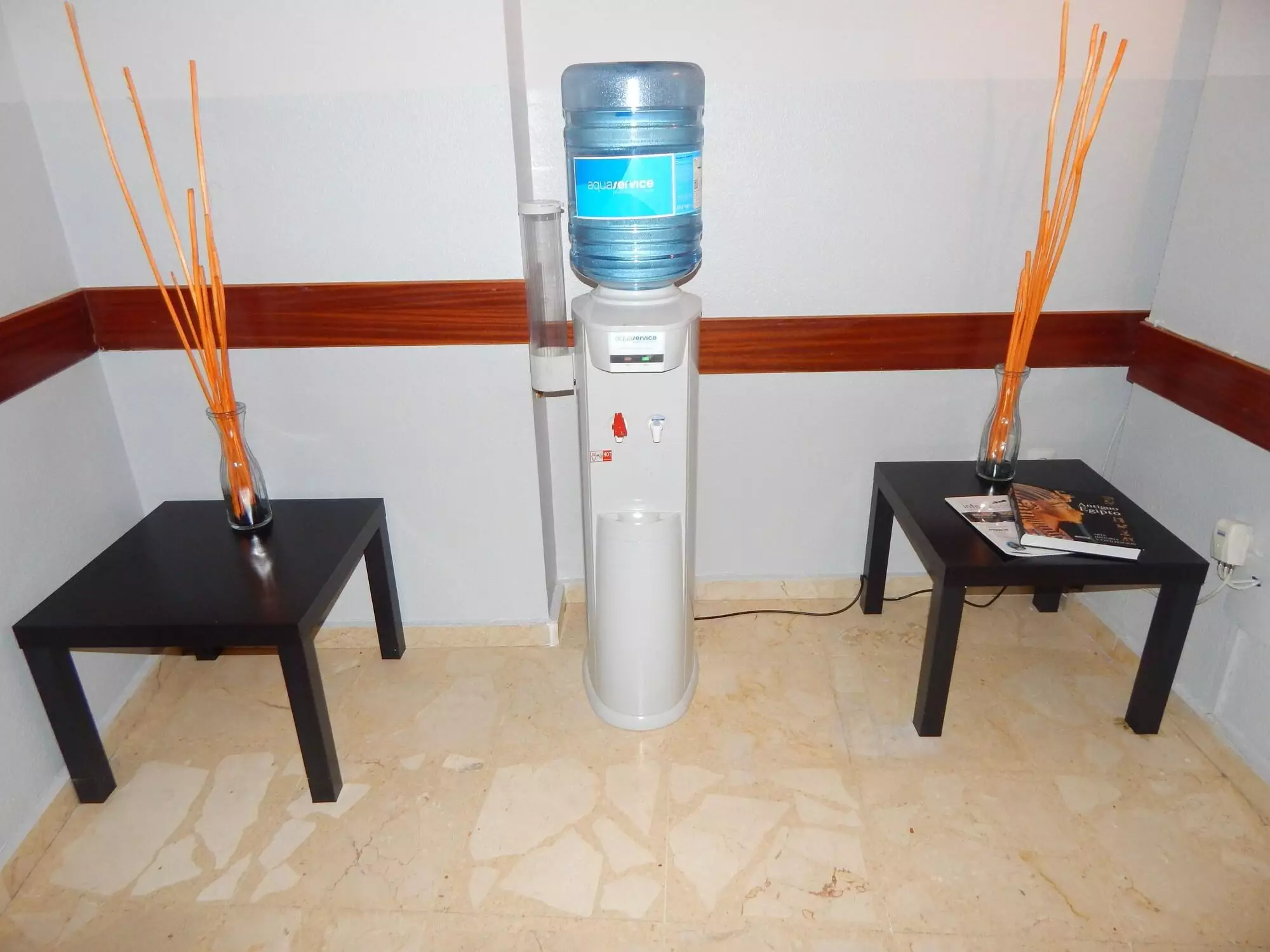 هتل Hostal El Peine Torrejón de Ardoz