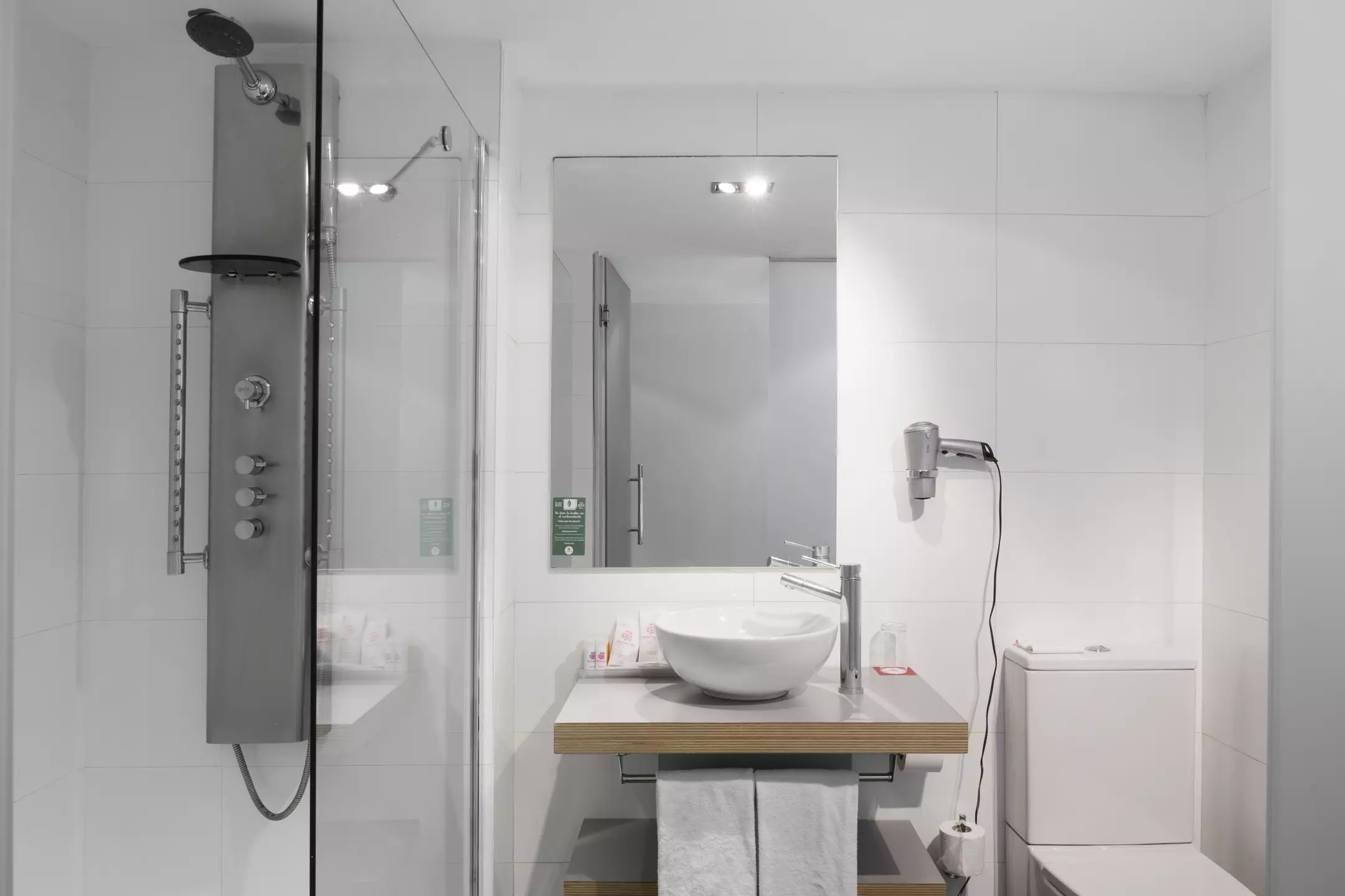 Alibaba https://cdn.alibaba.ir/ostorage/hotel-accommodation-images/6a089be961ec039ef75f2c1d_Madrid-Petit-Palace-Plaza-Espa-a-1.webp