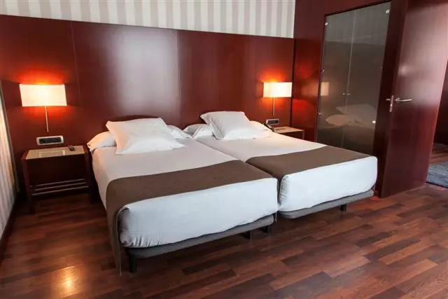 Alibaba https://cdn.alibaba.ir/ostorage/hotel-accommodation-images/6a089c9161ec039ef75f2cac_Valencia-Zenit-Valencia-1.webp