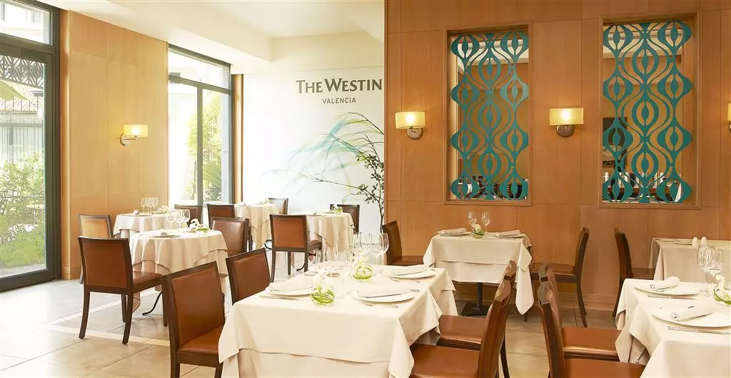 هتل The Westin Valencia والنسیا