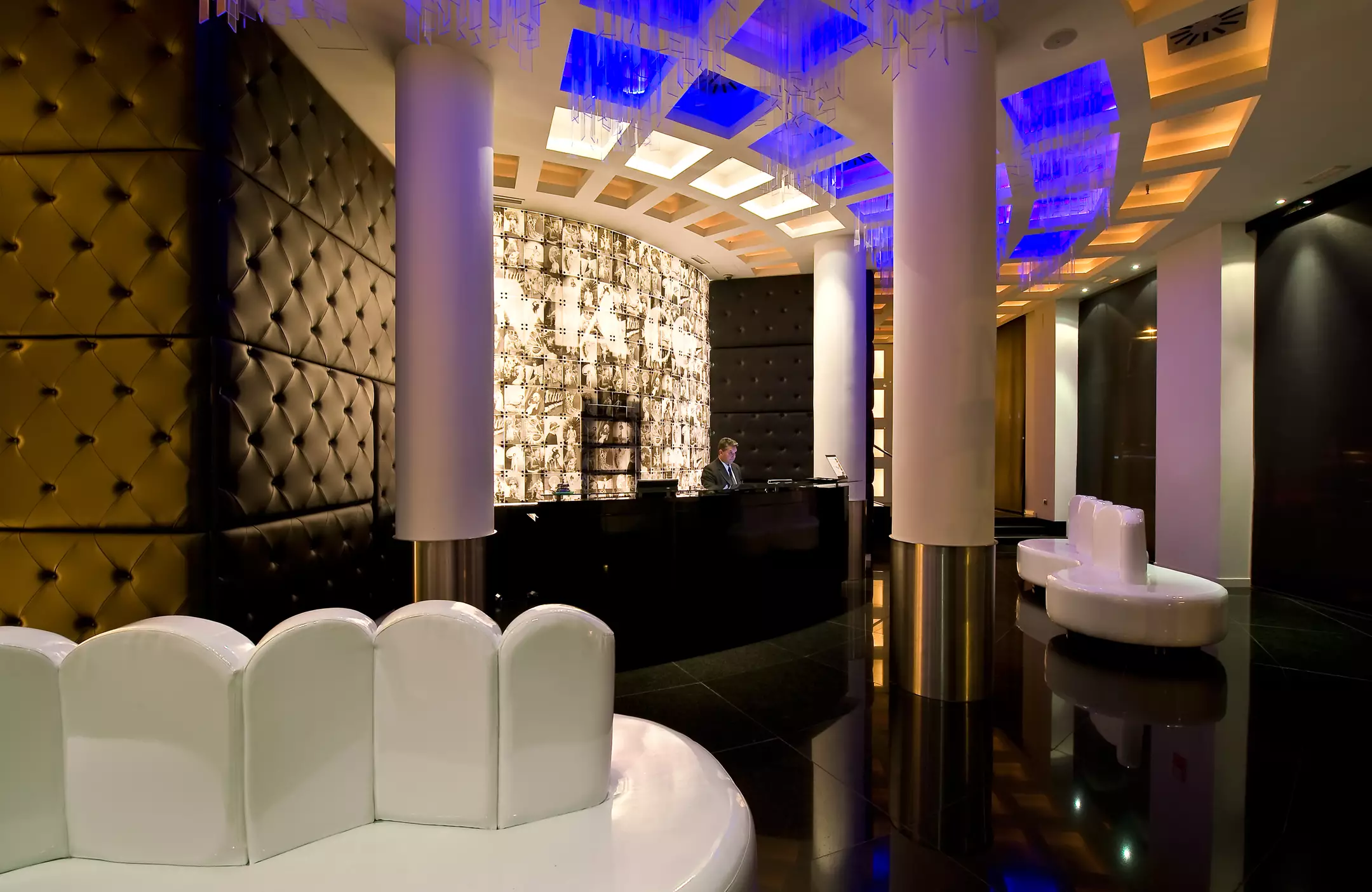 Alibaba https://cdn.alibaba.ir/ostorage/hotel-accommodation-images/6a08cda961ec039ef75f5340_Madrid-Vincci-Via-66-1.webp