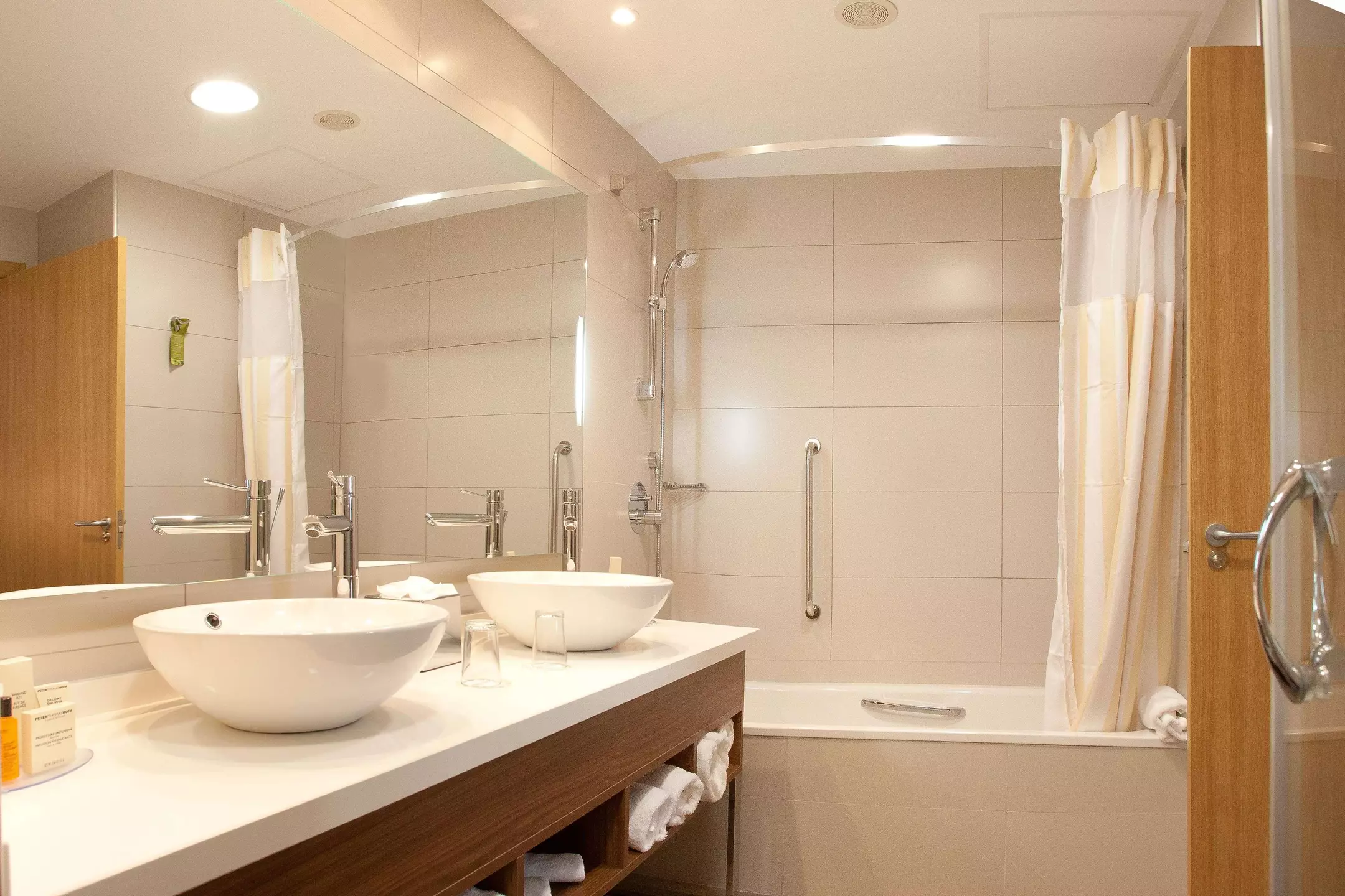هتل Hilton Garden Inn Málaga مالاگا