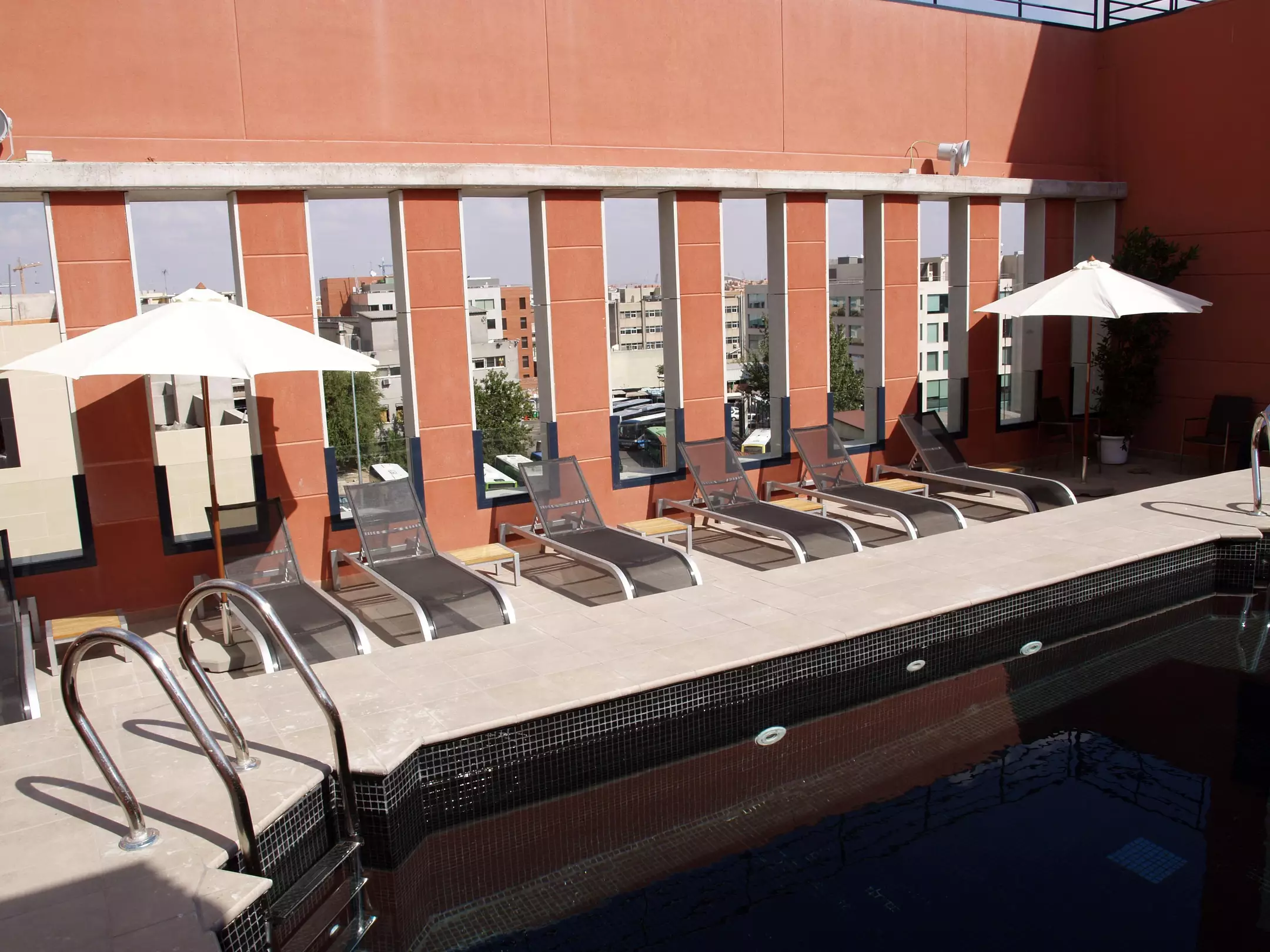 هتل Eco Alcalá Suites مادرید