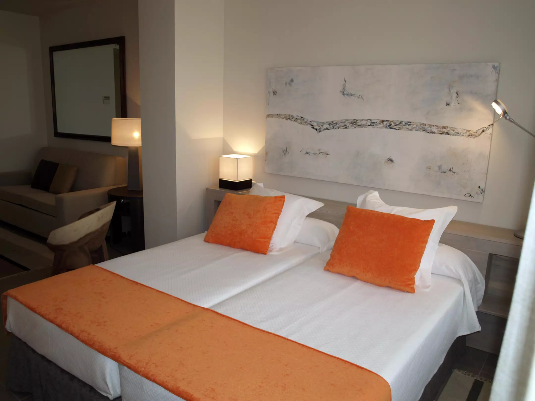 هتل Eco Alcalá Suites مادرید