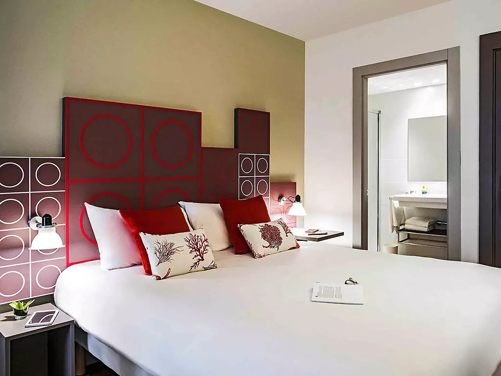 هتل ibis Styles Barcelona City Bogatell Hotel بارسلونا