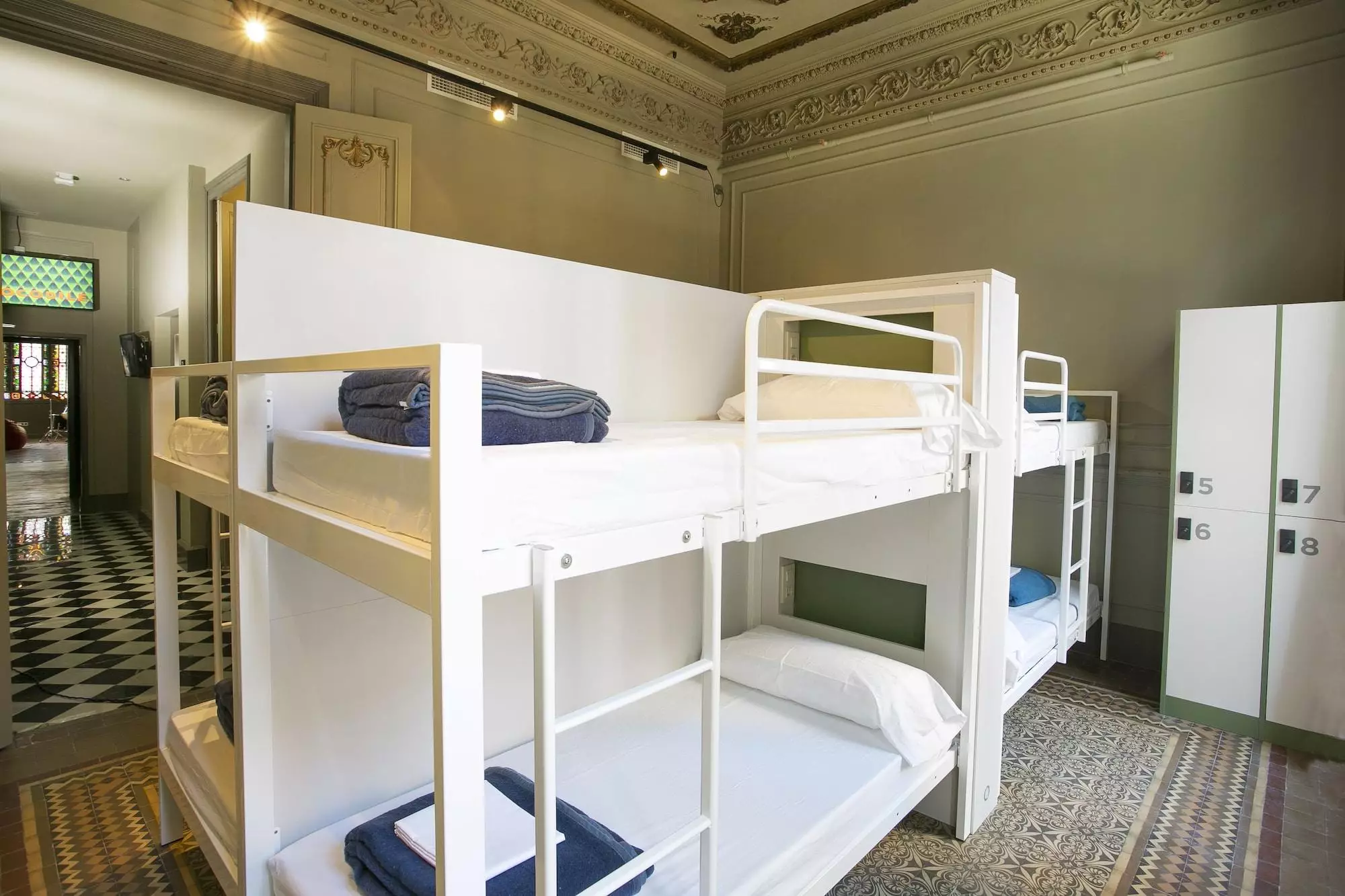 هتل Sant Jordi Hostels Rock Palace بارسلونا