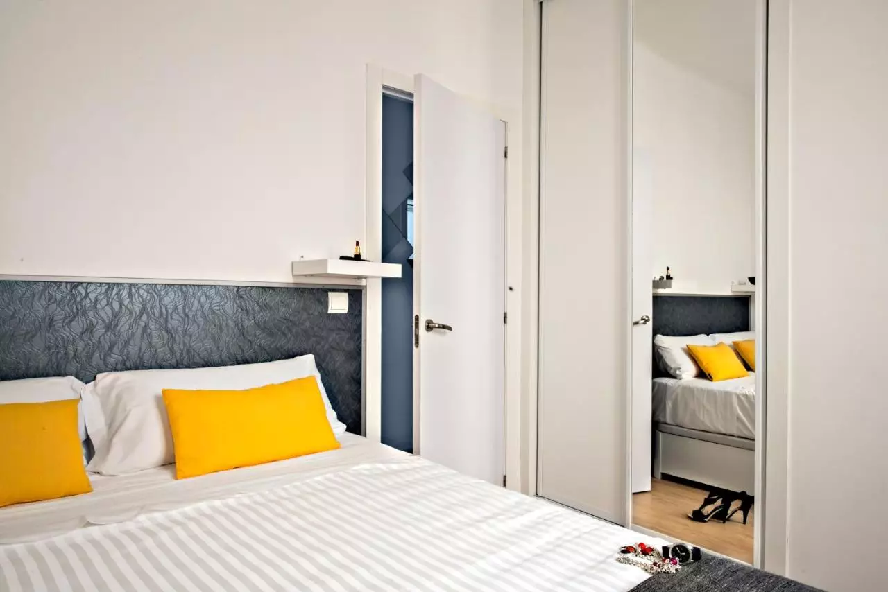 هتل Madrid SmartRentals Puerta del Sol مادرید