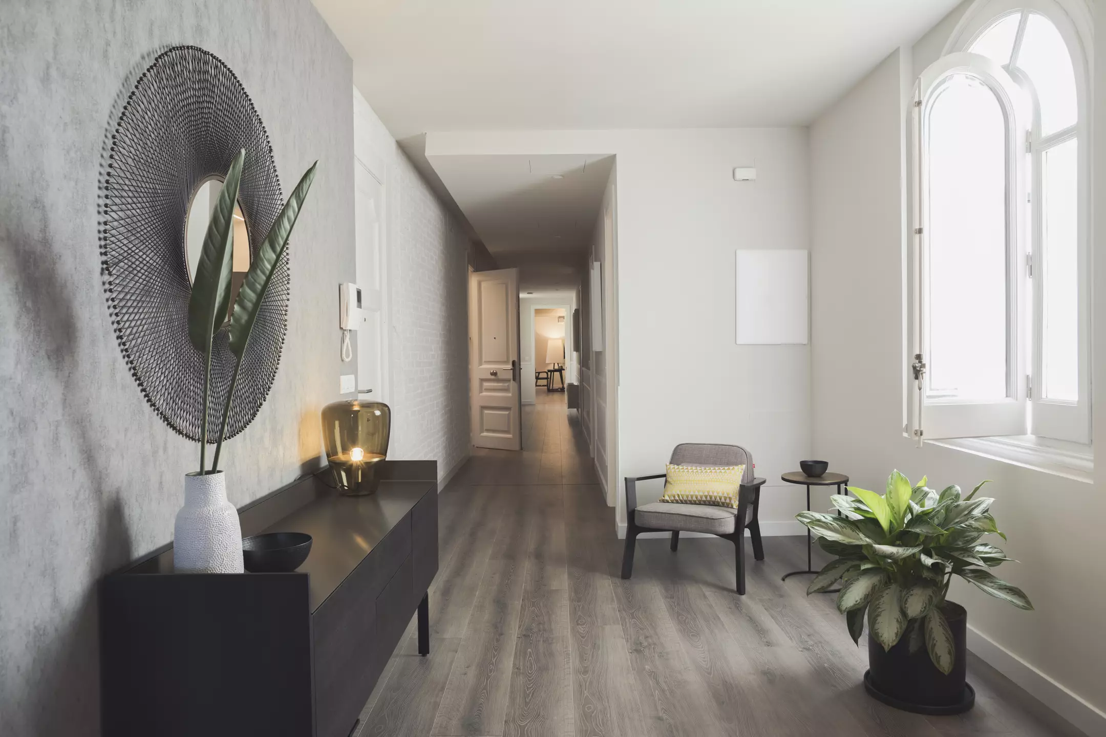 Alibaba https://cdn.alibaba.ir/ostorage/hotel-accommodation-images/6a09363161ec039ef75fa4d2_Barcelona-Casagrand-Luxury-Suites-1.webp
