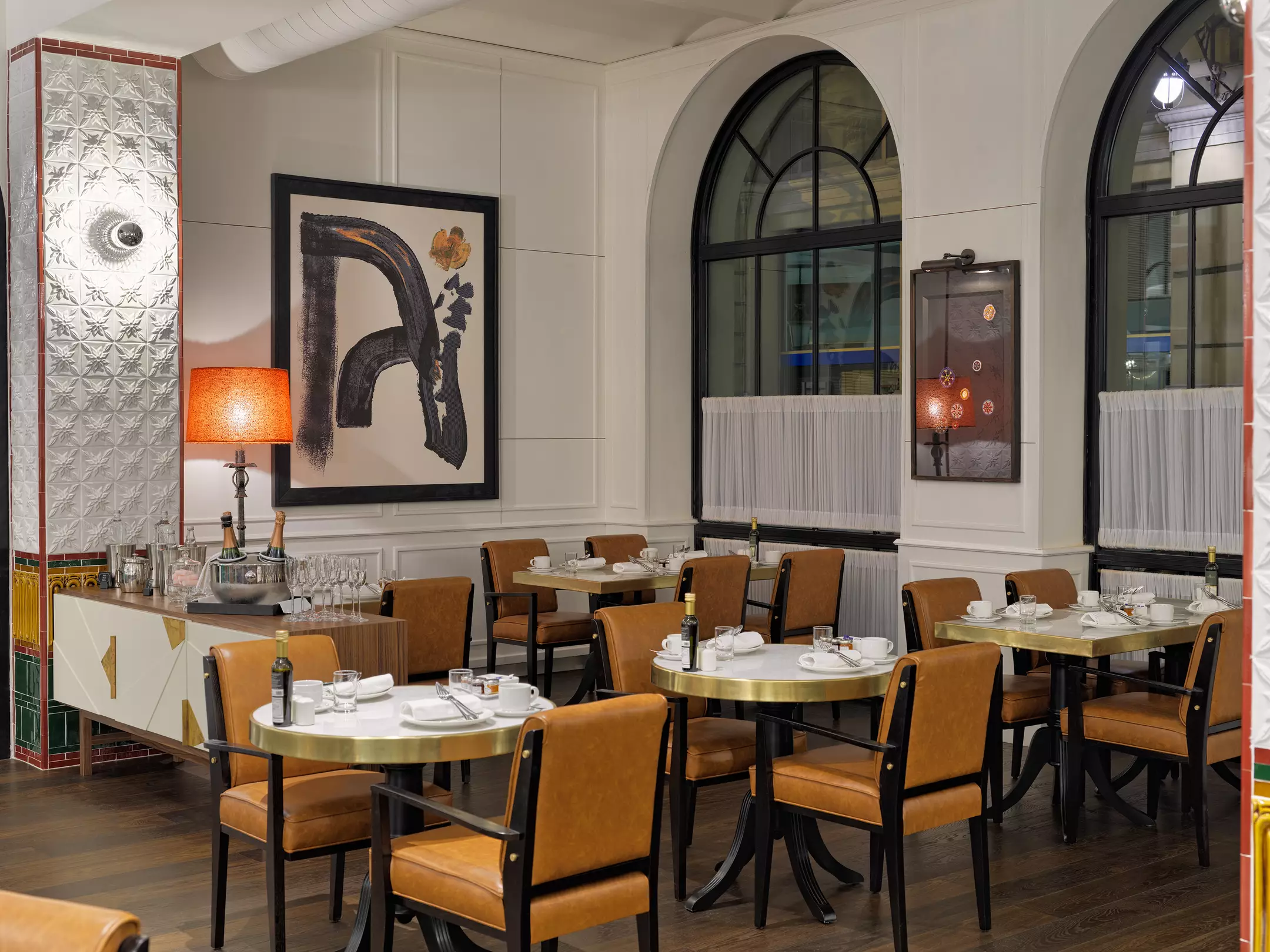 Alibaba https://cdn.alibaba.ir/ostorage/hotel-accommodation-images/6a09565561ec039ef75fbe95_Barcelona-H10-Madison-0.webp