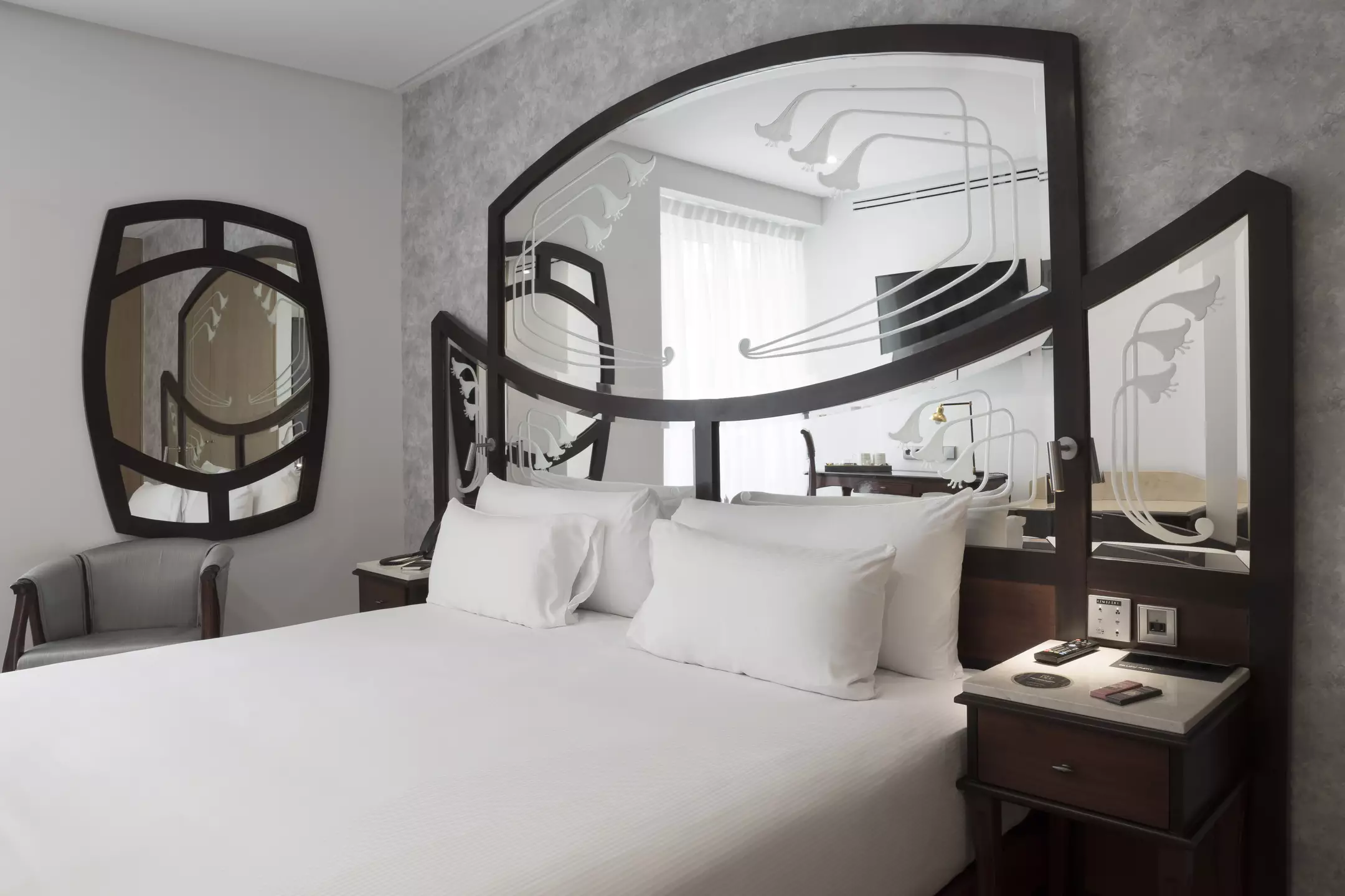 https://cdn.alibaba.ir/ostorage/hotel-accommodation-images/6a0958cf61ec039ef75fc083_Madrid-ICON-Casona-1900-4.webp