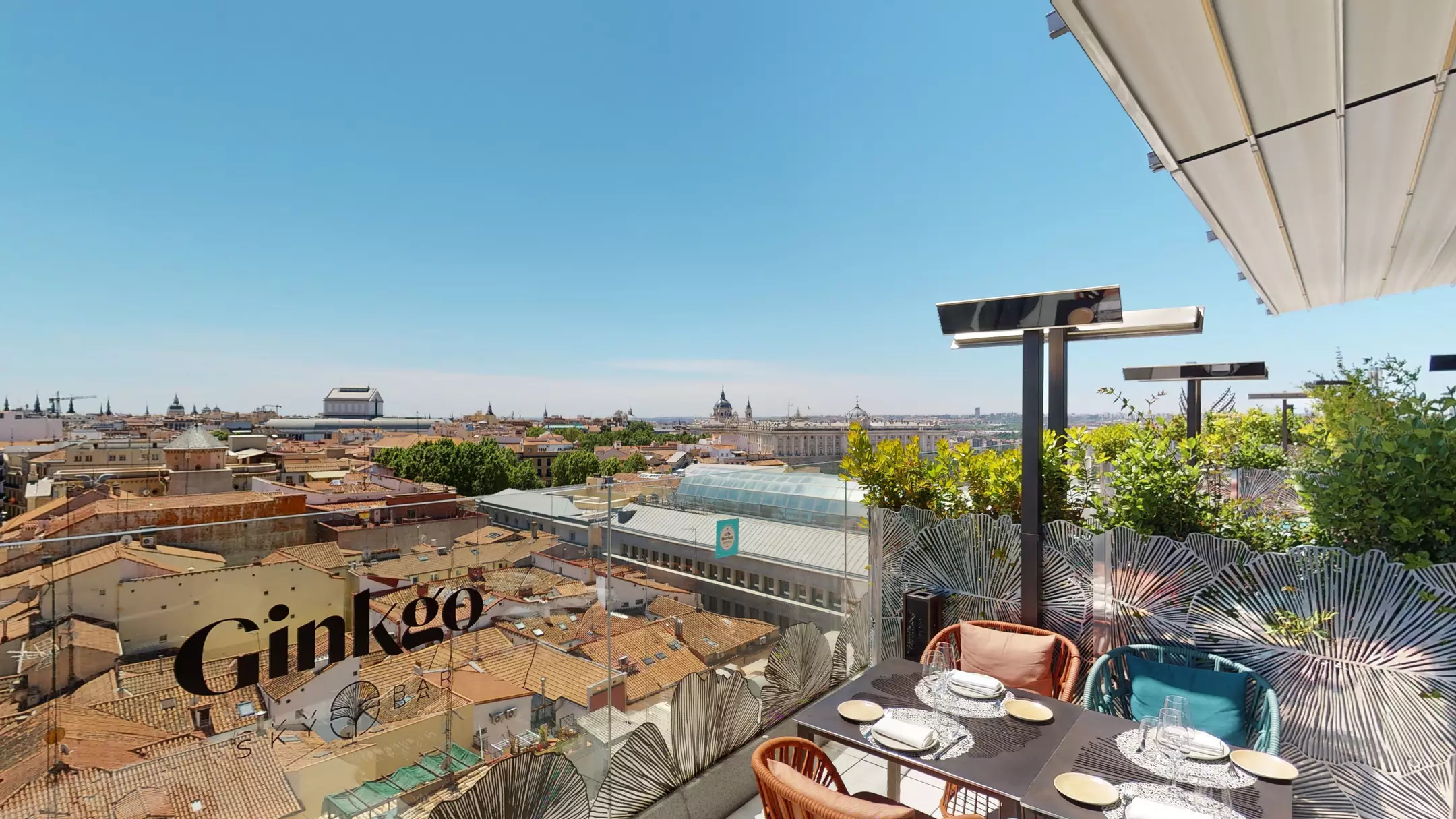 Alibaba https://cdn.alibaba.ir/ostorage/hotel-accommodation-images/6a095d3f61ec039ef75fc3fd_Madrid-VP-Plaza-Espa-a-Design-1.webp