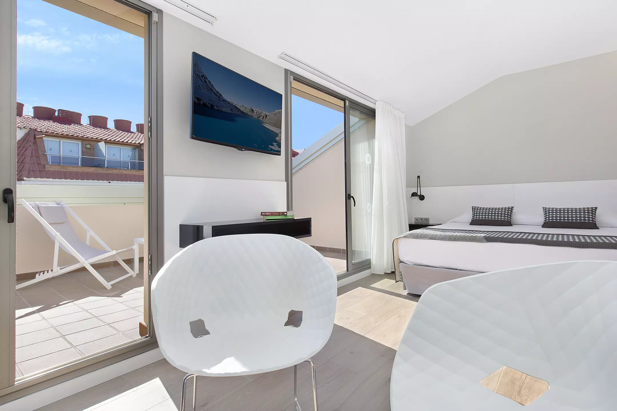 هتل Odissea Park Aparthotel Santa Susanna