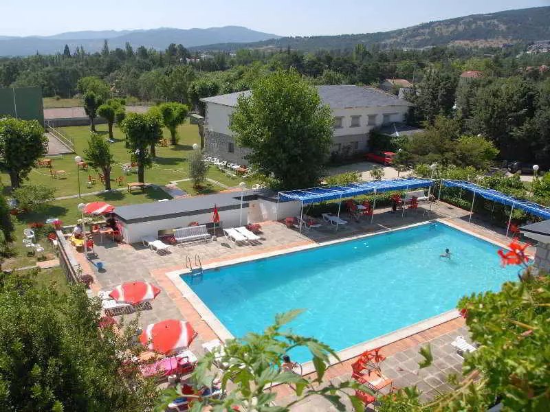 هتل Hotel Las Gacelas by Selecta Becerril De La Sierra