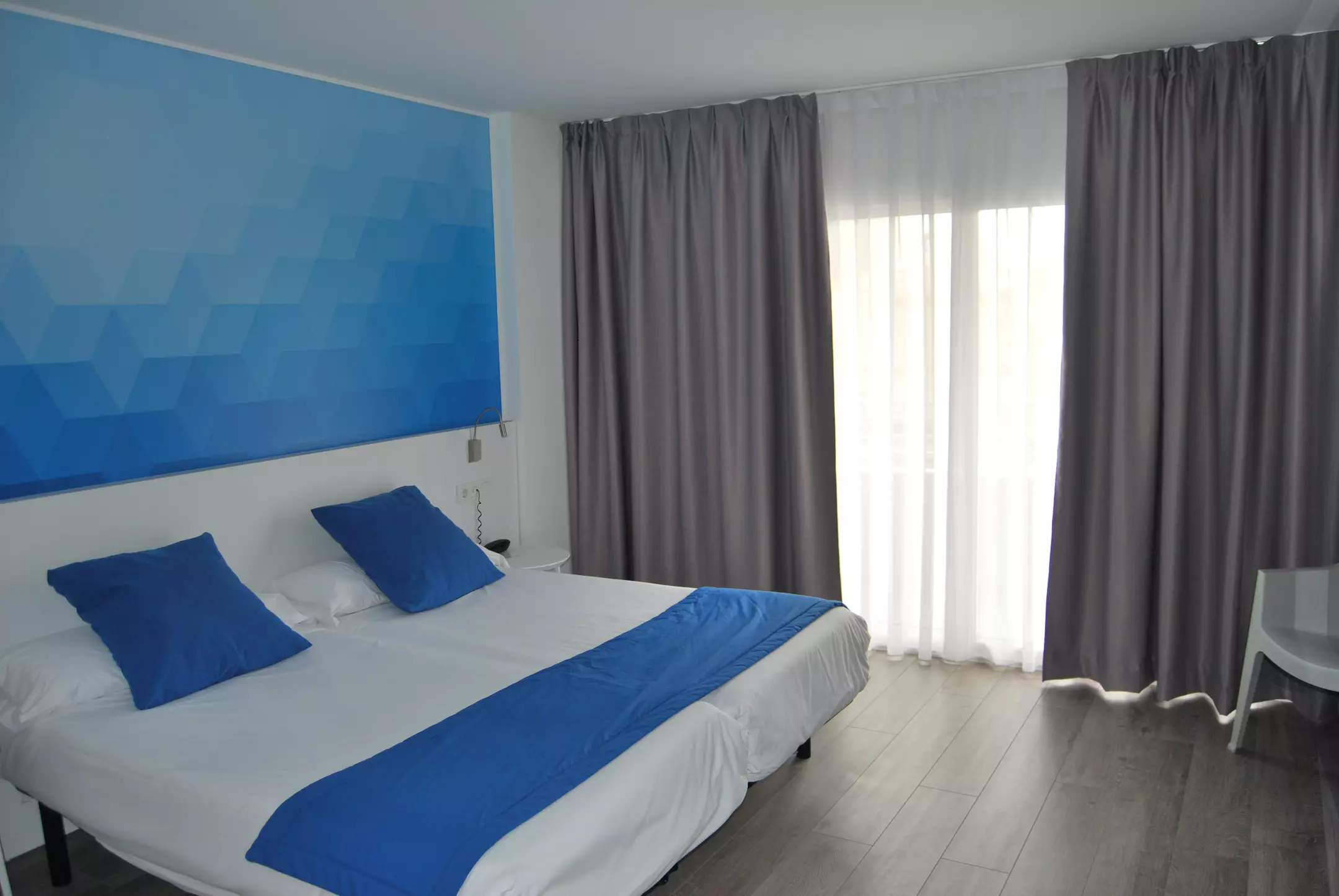 هتل Estudiotel Alicante Alicante