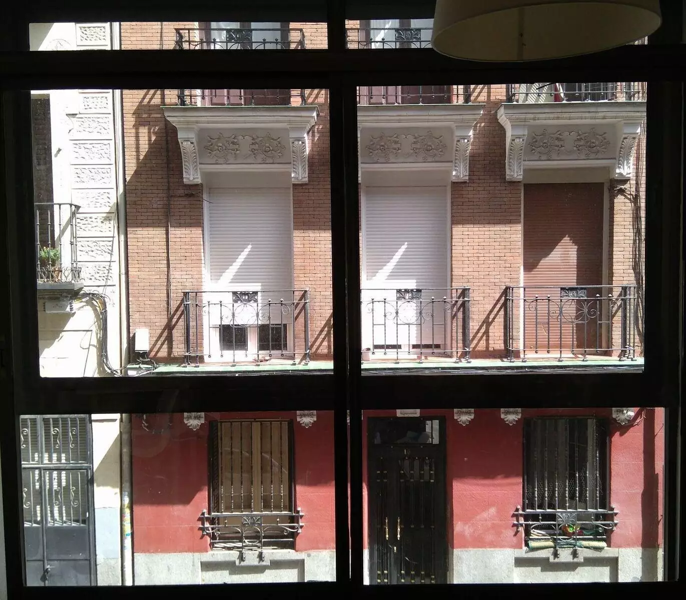 هتل Hostel One Madrid مادرید
