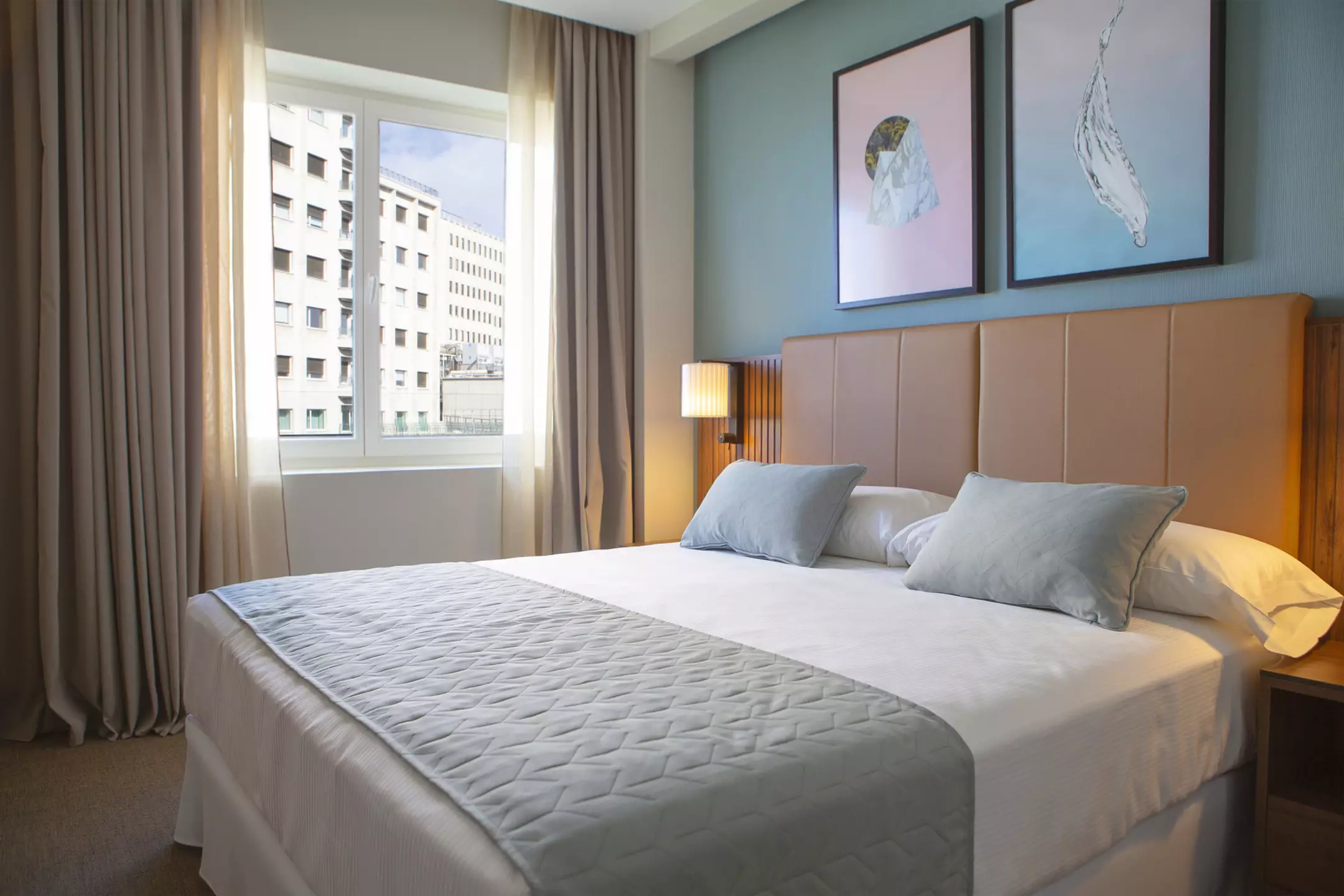 هتل Hotel Riu Plaza España مادرید