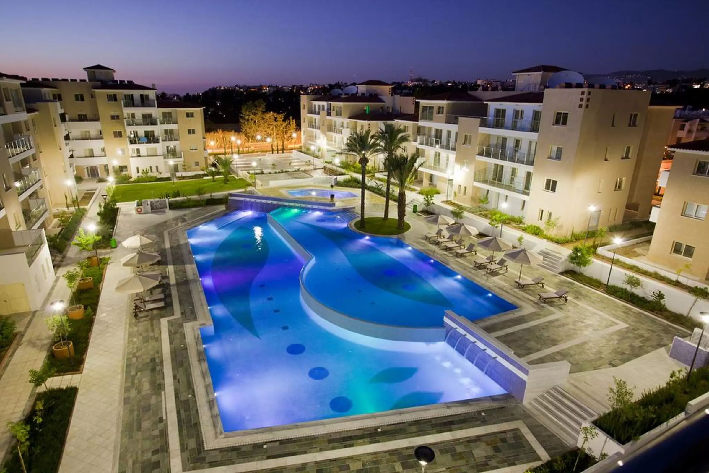 هتل Elysia Park Paphos