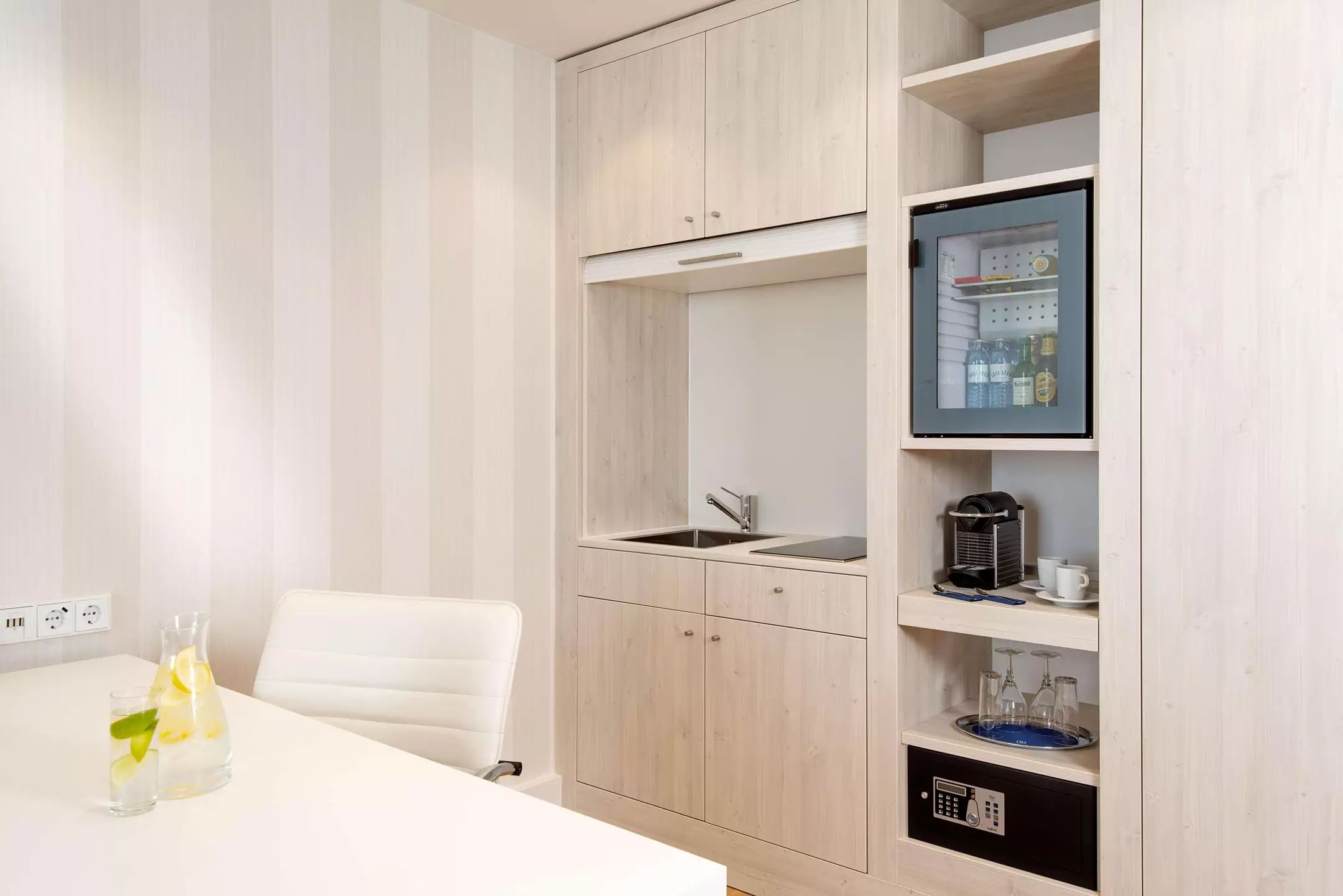 Alibaba https://cdn.alibaba.ir/ostorage/hotel-accommodation-images/6a0a82e961ec039ef76039a5_Vienna-NH-Collection-Wien-Zentrum-1.webp